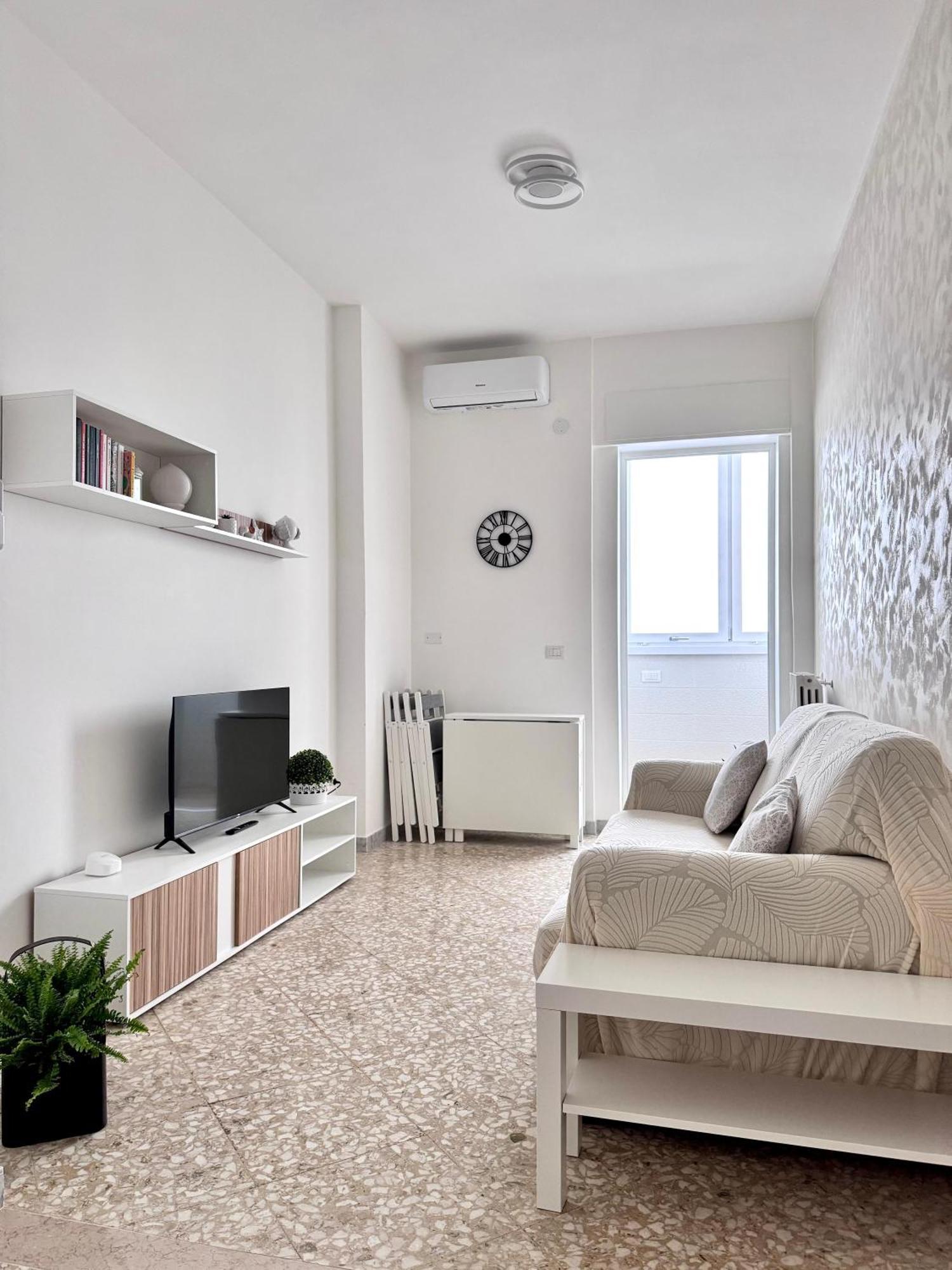 Aliste Apartment Brindisi Buitenkant foto